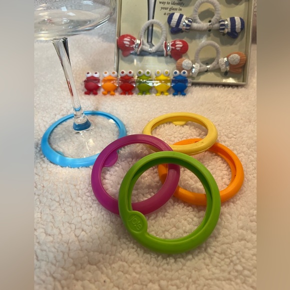 Bundle of New and almost new wine glass charms and bands 17 in all - Picture 2 of 4